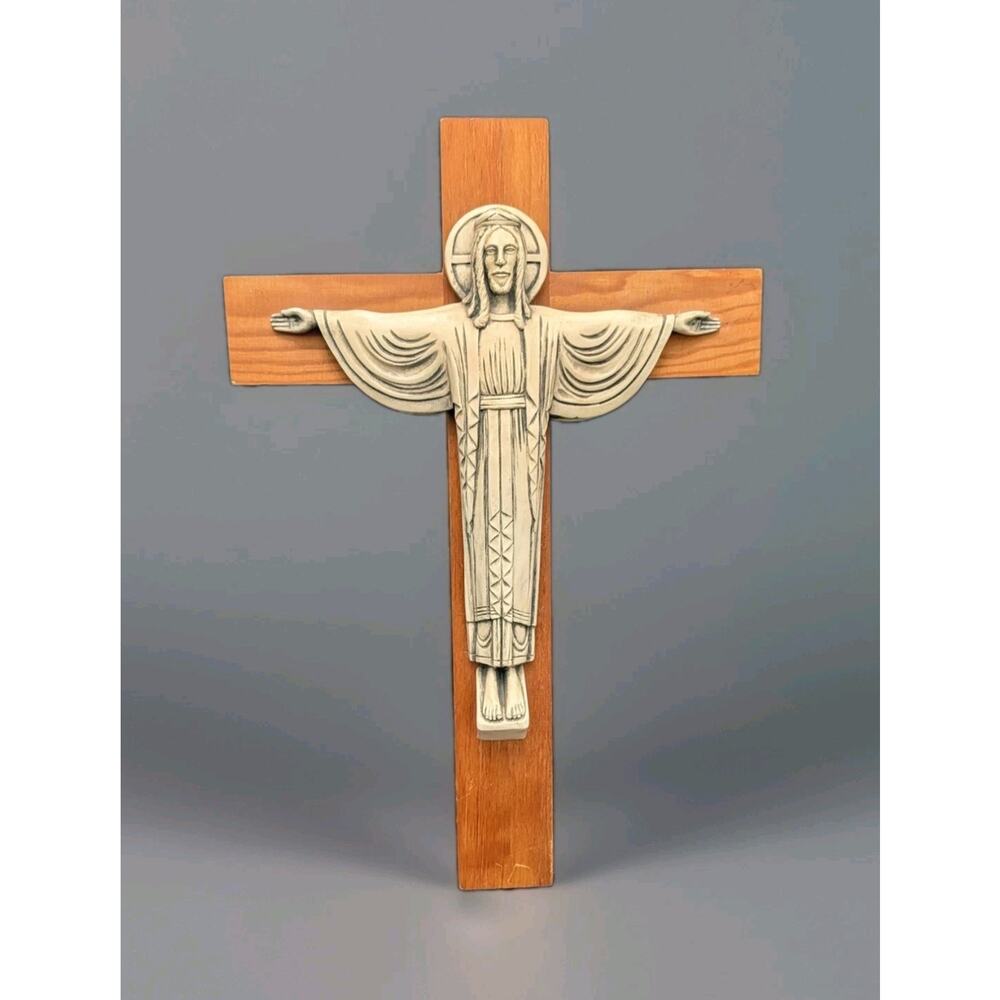 MCM Crucifix Cross Sculpture Oberammergau Style 1950s 15 x 10" Risen Christ